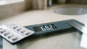 Read more about the article How Weight Loss Pills Fit Into Obesity Treatment Plans